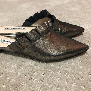 Dark gold/black mules